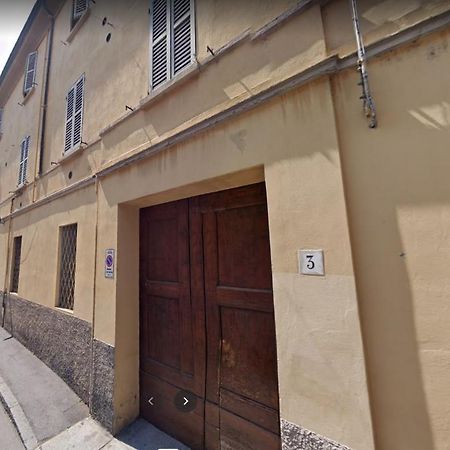 Number 3 Charming Appartment Old Town Parma Esterno foto